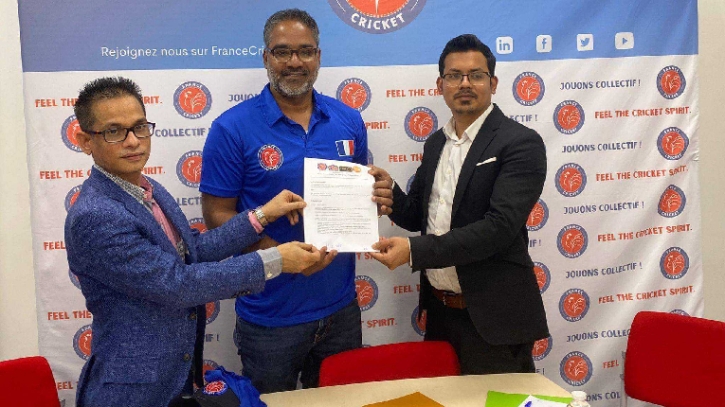 ফ্রান্স ক্রিকেট বোর্ডের স্পন্সর হলো বাংলাদেশি দুই প্রতিষ্ঠান ফ্রান্স ক্রিকেট বোর্ডের স্পন্সর হলো বাংলাদেশি দুই প্রতিষ্ঠান