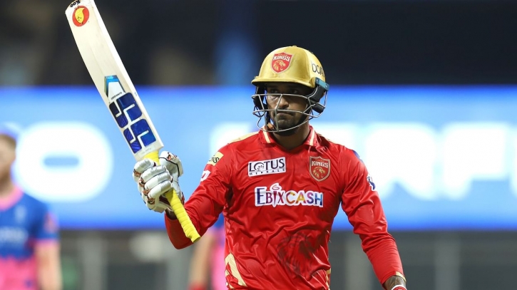 ইনস্টাগ্রামে নিজের ছবি পোস্ট করে আকসুর নজরদারিতে হুডা ইনস্টাগ্রামে নিজের ছবি পোস্ট করে আকসুর নজরদারিতে হুডা