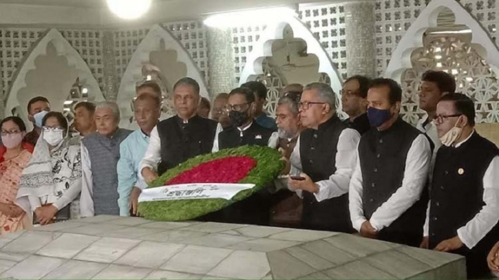 দেশে সাম্প্রদায়িকতার বিষ এখনো আছে: ওবায়দুল কাদের দেশে সাম্প্রদায়িকতার বিষ এখনো আছে: ওবায়দুল কাদের