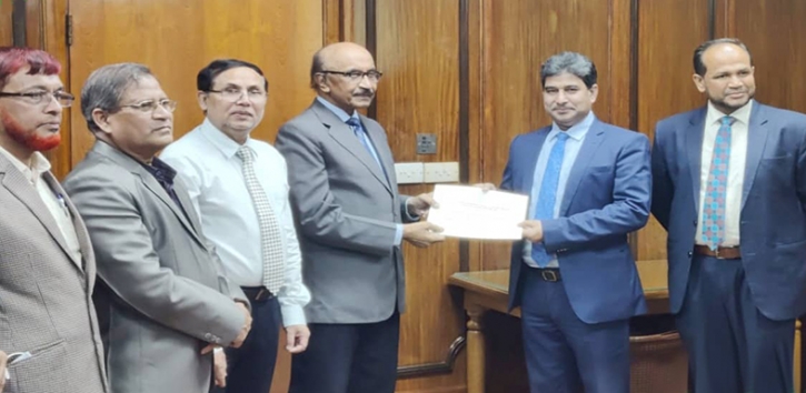 বাংলাদেশ ব্যাংকের প্রশংসাপত্র পেল এনআরবিসি ব্যাংক বাংলাদেশ ব্যাংকের প্রশংসাপত্র পেল এনআরবিসি ব্যাংক