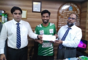 ক্রিকেটার ইকবালের পাশে ফার্স্ট সিকিউরিটি ইসলামী ব্যাংক
