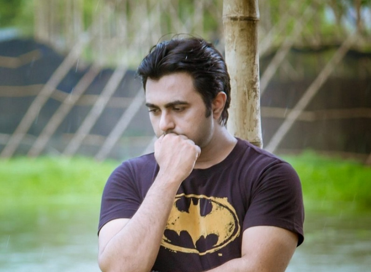 জনপ্রিয় অভিনেতা অপূর্ব আইসিইউতে জনপ্রিয় অভিনেতা অপূর্ব আইসিইউতে