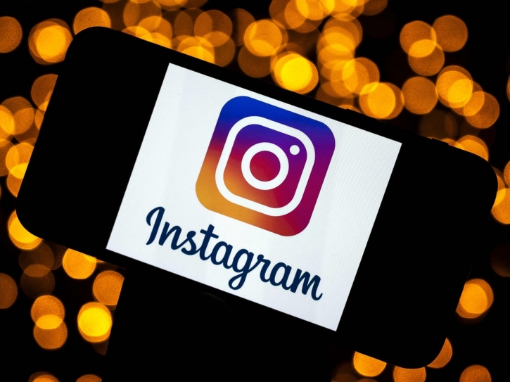 Instagram puts accounts for under 16s in private mode