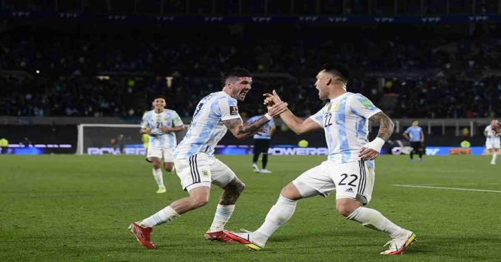 Argentina wins, Brazil draws in World Cup qualifiers Argentina wins, Brazil draws in World Cup qualifiers