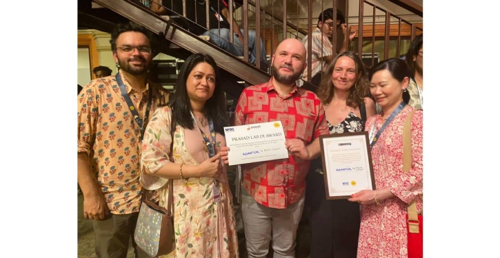 ‘Agantuk’ wins Film Bazaar Award in Goa ‘Agantuk’ wins Film Bazaar Award in Goa