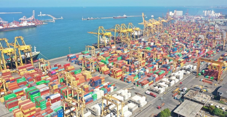 Bangladesh exporters to use India ports as Colombo can’t handle traffic