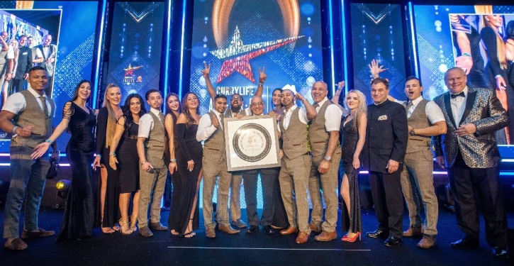 Curry Life Awards and Gala Dinner celebrate top chefs and restaurateurs at glittering event Curry Life Awards and Gala Dinner celebrate top chefs and restaurateurs at glittering event