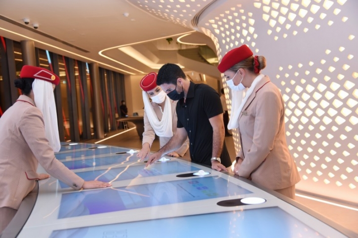 Arsenal manager visits Emirates pavilion at Expo 2020 Arsenal manager visits Emirates pavilion at Expo 2020