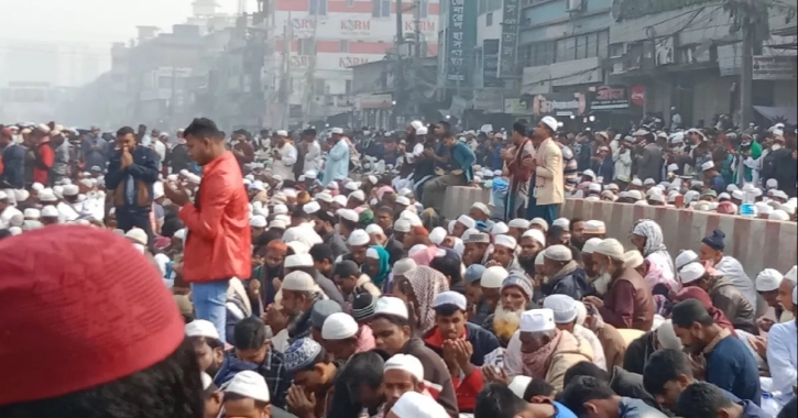 Second phase of Ijtema ends with ‘Akheri Munajat’ Second phase of Ijtema ends with ‘Akheri Munajat’