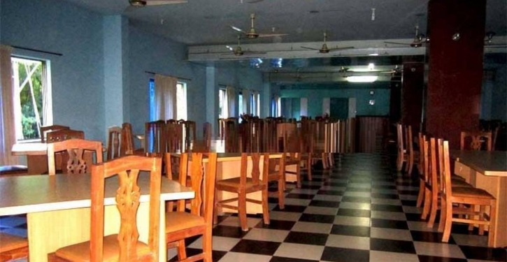 Kuakata eatery owners go on indefinite strike over raids Kuakata eatery owners go on indefinite strike over raids