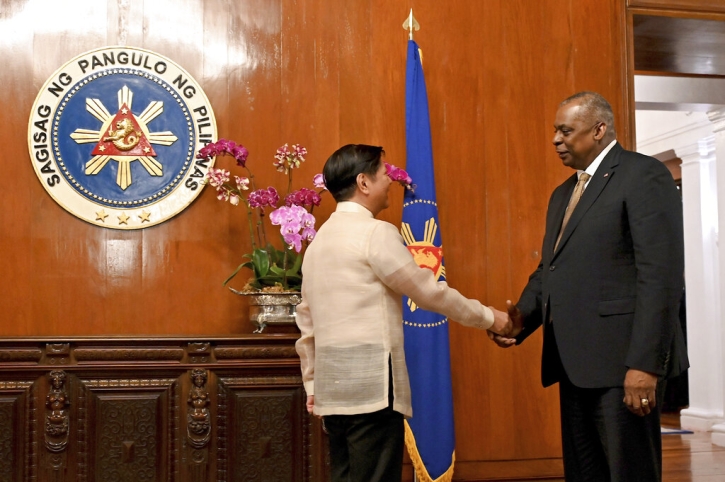 US, Philippines agree on larger American military presence US, Philippines agree on larger American military presence