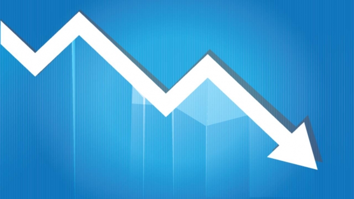 Stocks edge lower at open