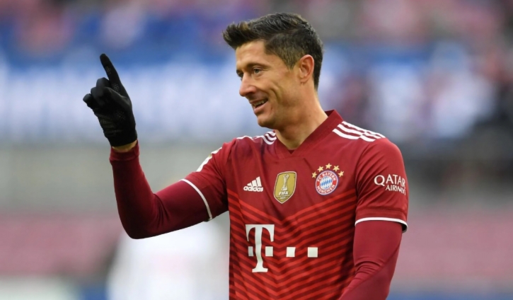 Laporta gives update on pursuit of Lewandowski, Raphinha