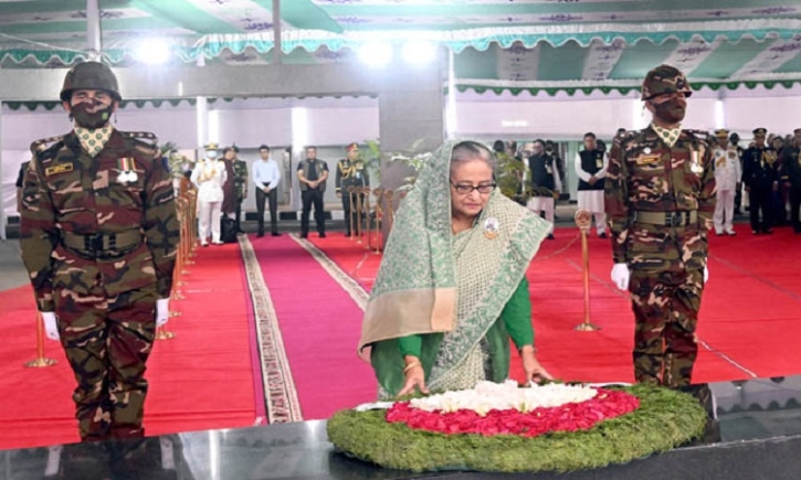 PM pays homage to Bangabandhu on his birthday PM pays homage to Bangabandhu on his birthday