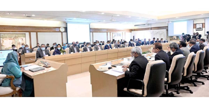 Work in advance to avert famine: PM to secretaries Work in advance to avert famine: PM to secretaries