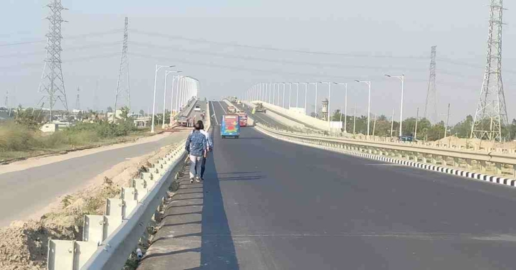 Special drives go on to control speed on Padma Bridge Expressway Special drives go on to control speed on Padma Bridge Expressway
