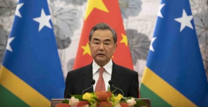 Chinese FM in city to ‘elevate’ ties with Dhaka to a ‘new level’