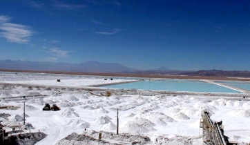 In Chile’s desert lie vast reserves of lithium — key for electric car batteries
