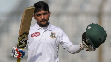 Mominul urges his side to perform as a team