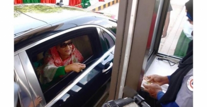 PM Hasina pays Tk 16,400 as toll to cross Padma Bridge