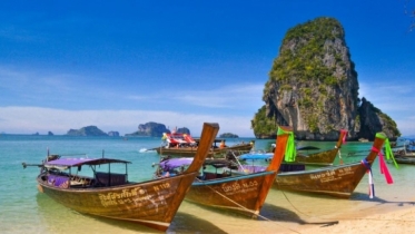 Thailand to resume quarantine-free tourism from Feb 1