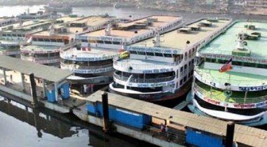Launch owners demand resumption of passenger services