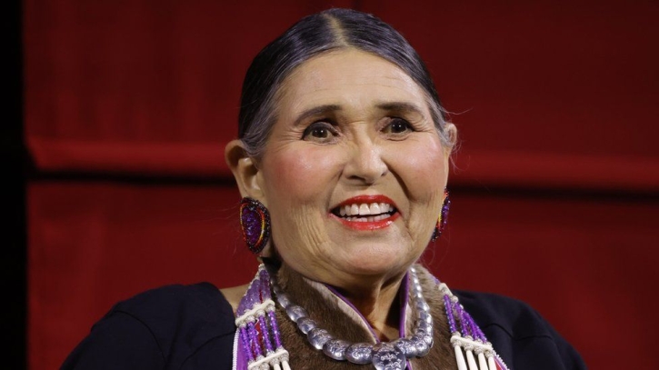 Sacheen Littlefeather: Native American activist and actor who refused Oscar for Brando dies