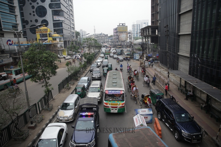 In Pictures: Bus service resumes in the capital