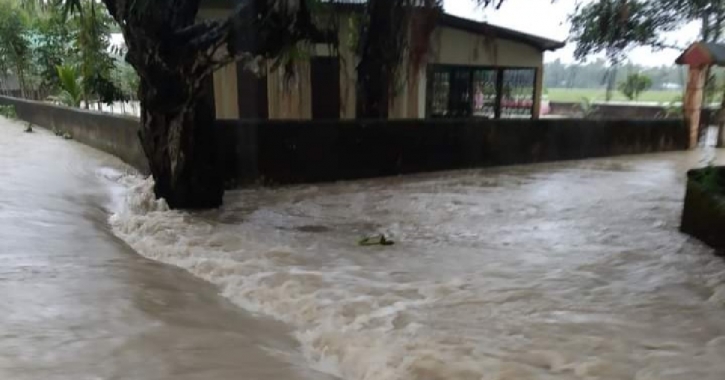 Teesta flows above danger level, red alert issued Teesta flows above danger level, red alert issued