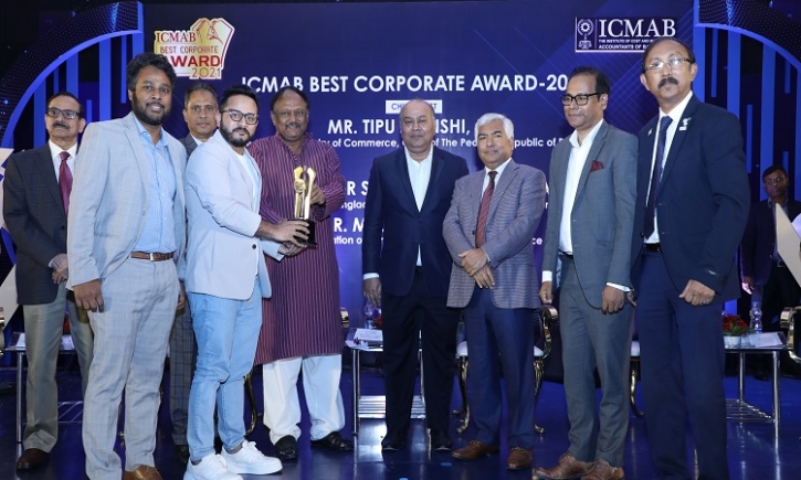 Walton wins ICMAB’s best corporate award