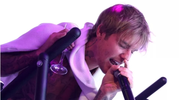 Justin Bieber sells rights to songs for $200mn Justin Bieber sells rights to songs for $200mn