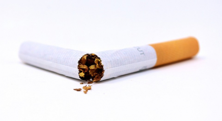 Online ad a violation of tobacco control act: Speakers Online ad a violation of tobacco control act: Speakers