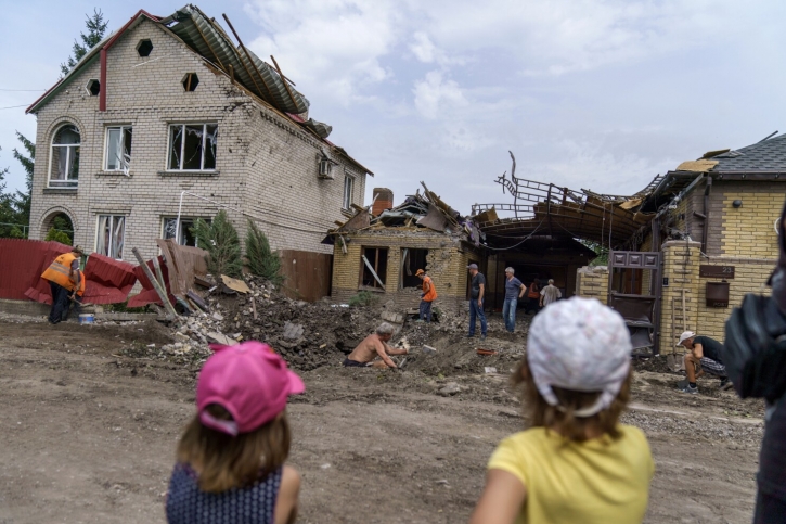 Russian shelling heavy in east; Ukraine strikes key bridge