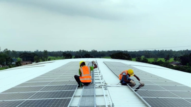 Unilever installs solar panel on its Bogura warehouse