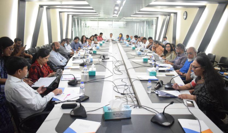 Budget must aim to reduce out-of-pocket health cost: Speakers Budget must aim to reduce out-of-pocket health cost: Speakers
