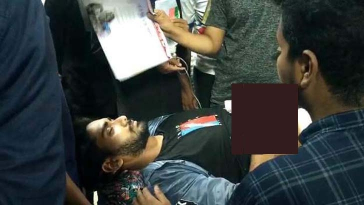 বরিশালে ছাত্রদলের হামলায় ছাত্রলীগের ৬ কর্মী আহত বরিশালে ছাত্রদলের হামলায় ছাত্রলীগের ৬ কর্মী আহত