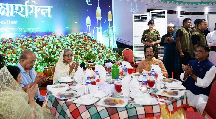 রমজানে গণভবনে ইফতার পার্টি না করার সিদ্ধান্ত প্রধানমন্ত্রীর রমজানে গণভবনে ইফতার পার্টি না করার সিদ্ধান্ত প্রধানমন্ত্রীর