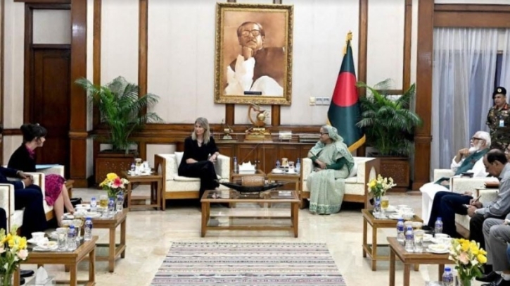 আইসিটি এবং অর্থনৈতিক অঞ্চলে সুইডেনের বিনিয়োগ চান প্রধানমন্ত্রী আইসিটি এবং অর্থনৈতিক অঞ্চলে সুইডেনের বিনিয়োগ চান প্রধানমন্ত্রী