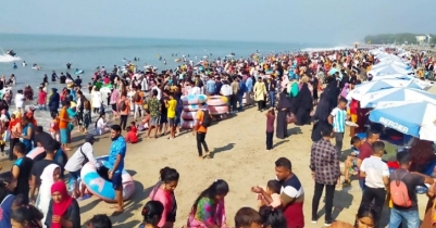৩ দিনের ছুটিতে কক্সবাজারে ৩৬০ কোটি টাকার বাণিজ্য