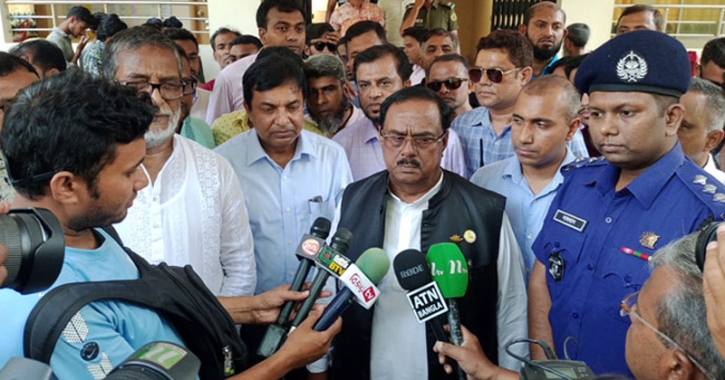 বিদেশ থেকে খাদ্য আমদানি প্রয়োজন হবেনা: খাদ্যমন্ত্রী বিদেশ থেকে খাদ্য আমদানি প্রয়োজন হবেনা: খাদ্যমন্ত্রী