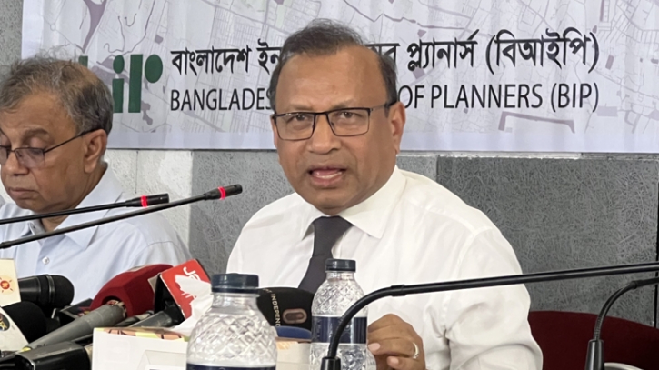 গরিবের করের টাকায় ধনীরা কেন সুবিধা পাবে, প্রশ্ন স্থানীয় সরকারমন্ত্রীর গরিবের করের টাকায় ধনীরা কেন সুবিধা পাবে, প্রশ্ন স্থানীয় সরকারমন্ত্রীর
