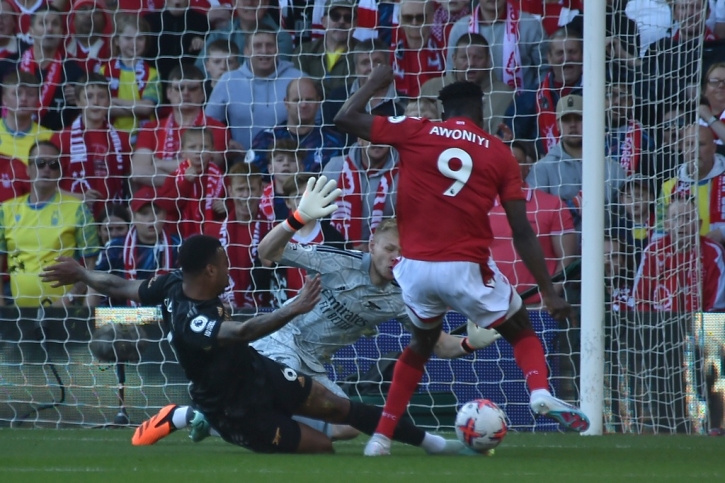 Man City wins English Premier League after Arsenal loses at Nottingham Forest