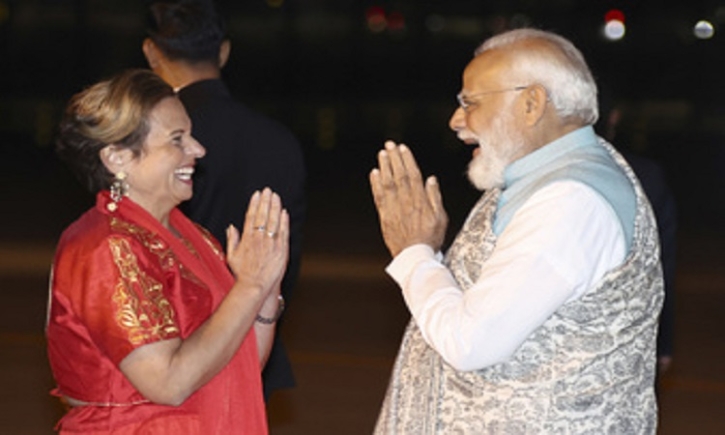 Indian Prime Minister Narendra Modi, visiting Australia, wants closer bilateral defense ties Indian Prime Minister Narendra Modi, visiting Australia, wants closer bilateral defense ties