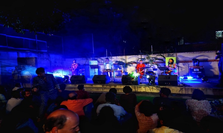 Music lovers enamored with Dhaka City Sound Project concert by Goethe-AFD