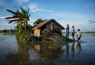 Pacific Island leaders say rich countries are not doing enough to control climate change