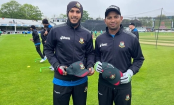 Bangladesh bats first as Rony, Mrittunjoy make debut