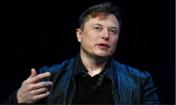 Elon Musk says he’s found a woman to lead Twitter as new CEO