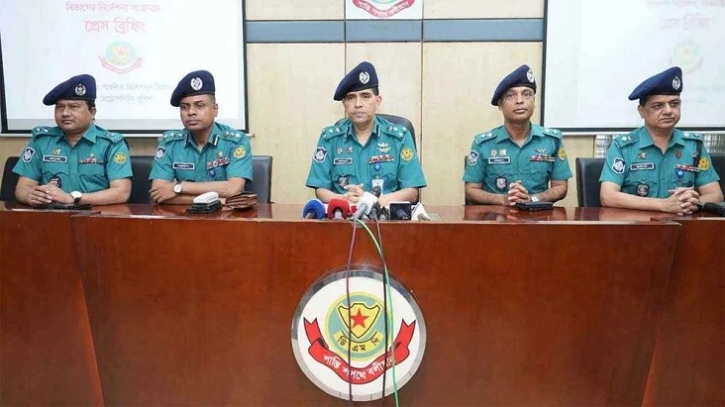 ঈদযাত্রায় বাড়তি ভাড়া নিলেই ব্যবস্থা ঈদযাত্রায় বাড়তি ভাড়া নিলেই ব্যবস্থা