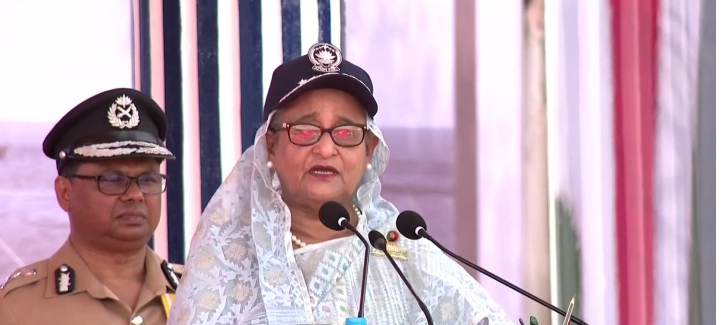 অপরাধের ধরন বদলাচ্ছে, পুলিশকেও সেভাবে আধুনিক হতে হবে: প্রধানমন্ত্রী অপরাধের ধরন বদলাচ্ছে, পুলিশকেও সেভাবে আধুনিক হতে হবে: প্রধানমন্ত্রী