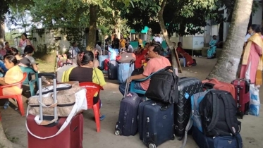 আখাউড়া স্থলবন্দর দিয়ে যাত্রী পারাপার বন্ধ